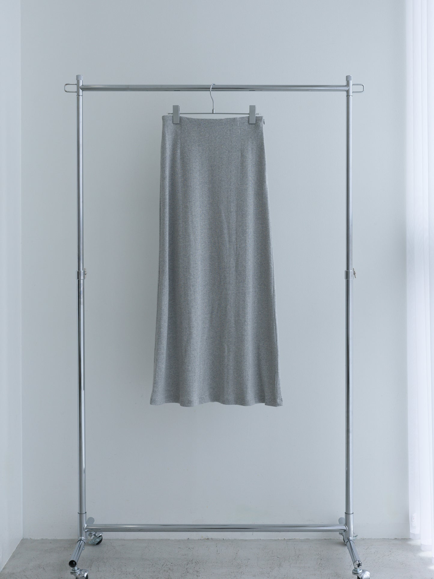 【Pre-order】Eyelet Cotton I-Line Skirt-Gray-