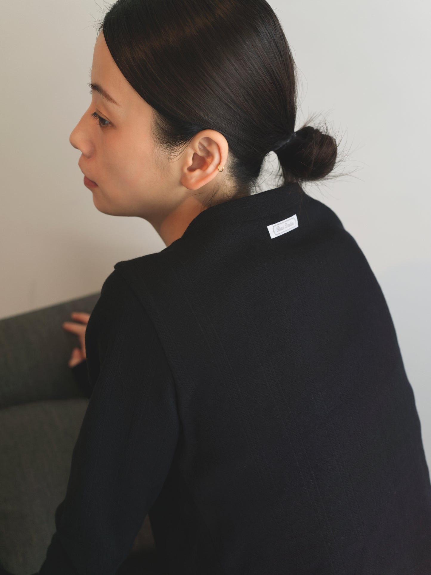 【Pre-order】Eyelet Cotton Cardigan -Black-