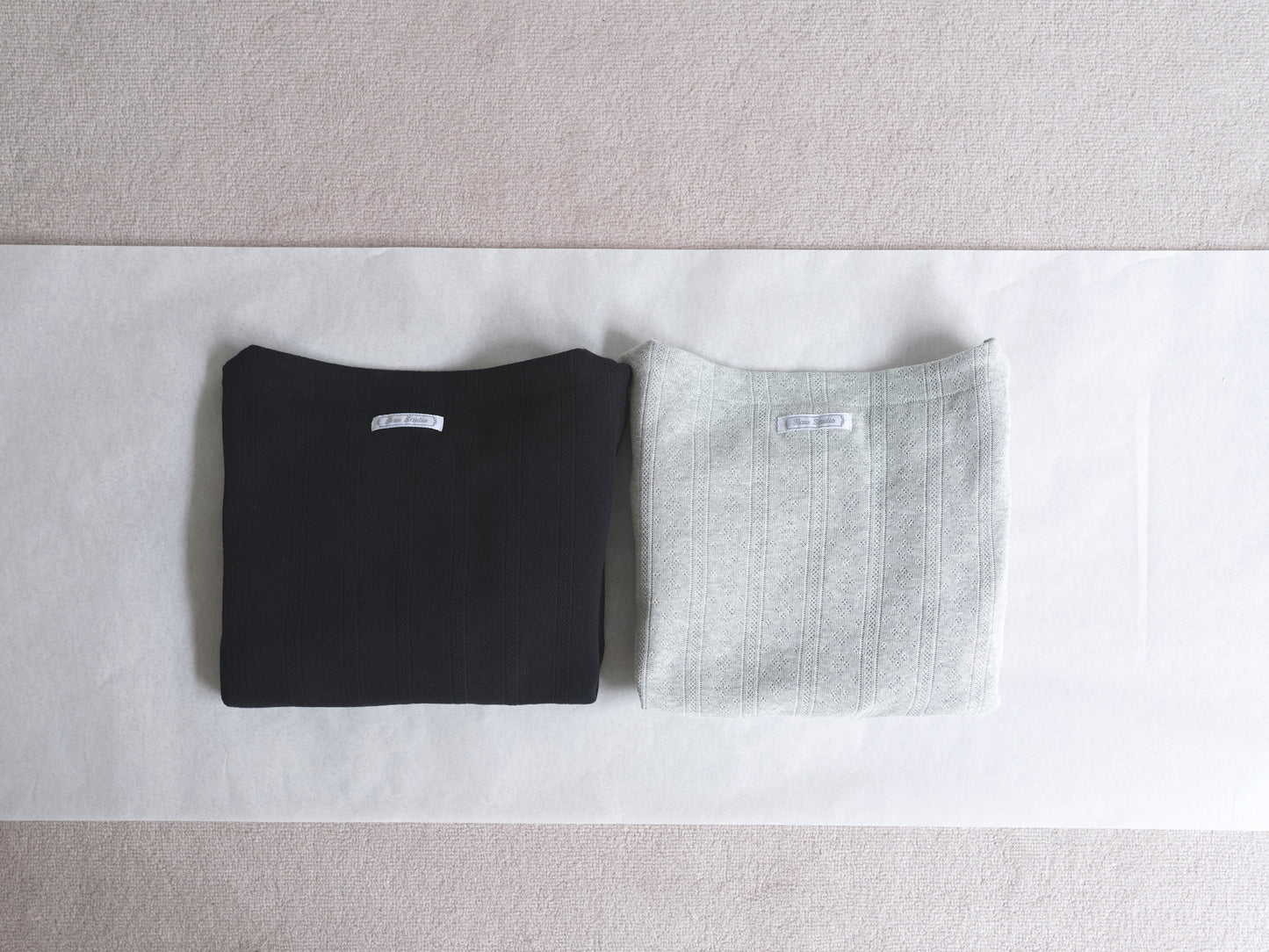 【Pre-order】Eyelet Cotton Cardigan -Gray-
