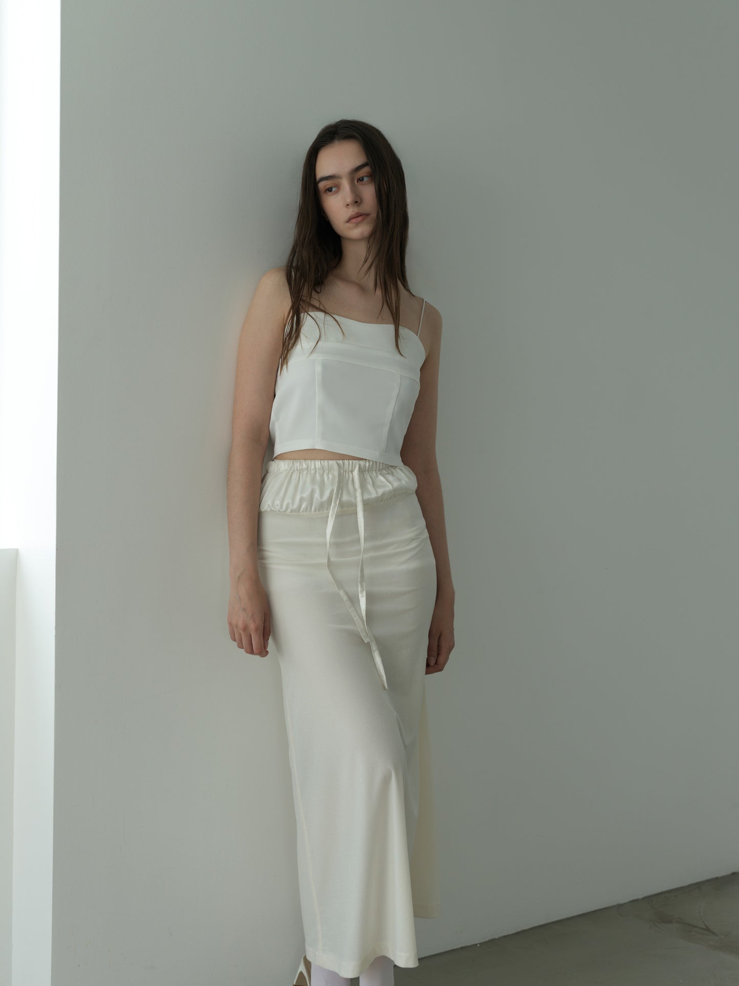 sheer velours skirt -white-