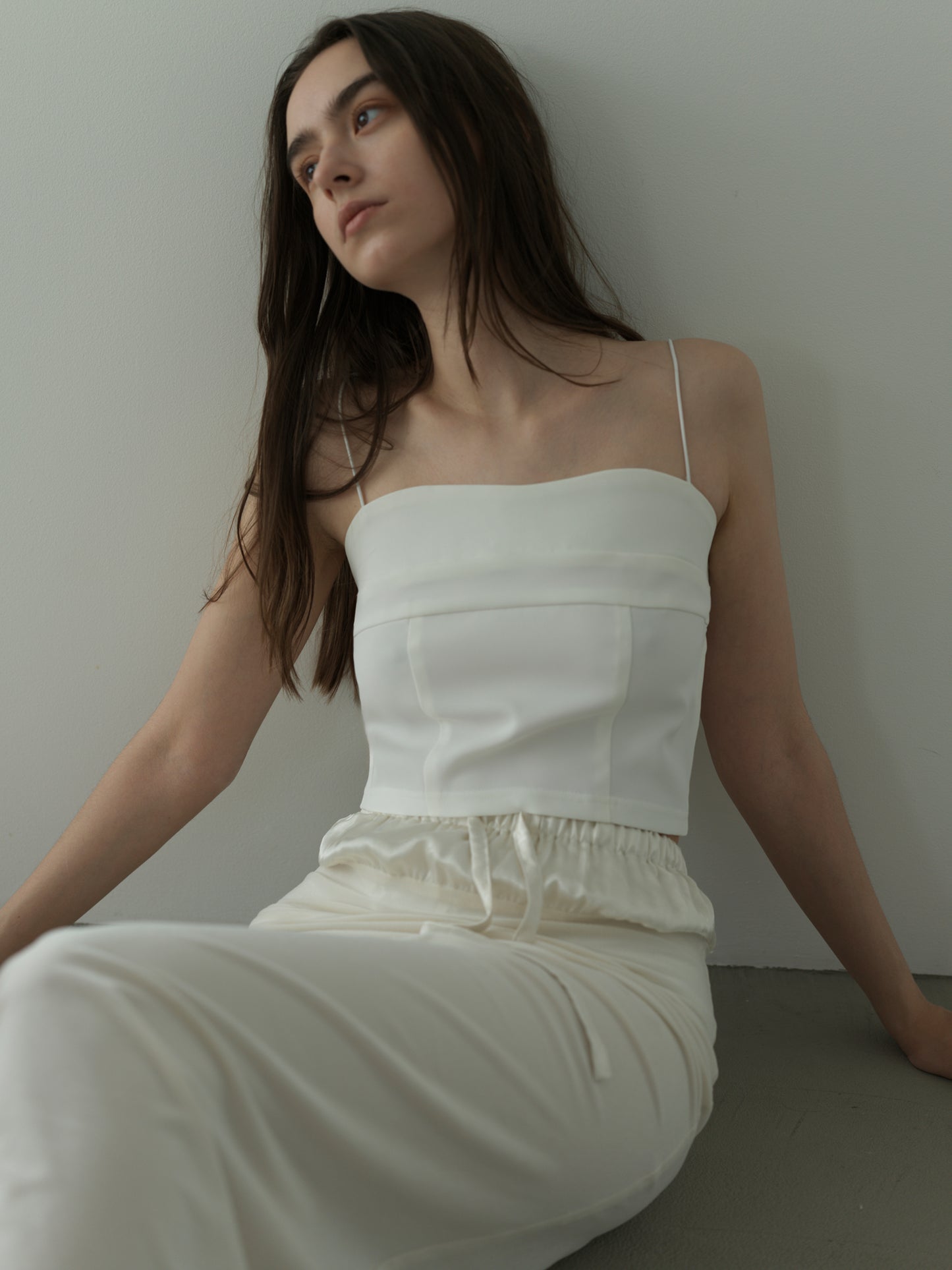 bustier camisole -white-